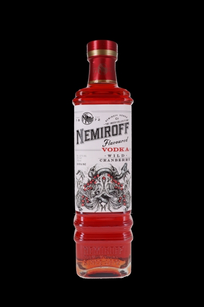 Image sur Nemiroff Vodka Wild Cranberry 40° 0.7L
