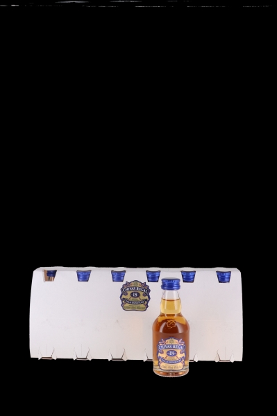 Image sur Chivas Regal 18 Years 40° 0.05L